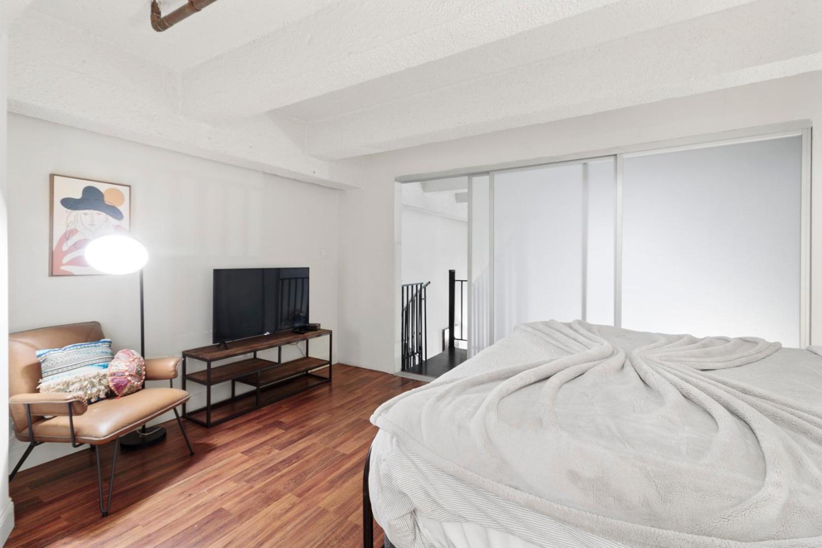 Sleeps 4! 2Br, Gym, Free Parking, Close To Major Attractions Philadelphia Exterior photo