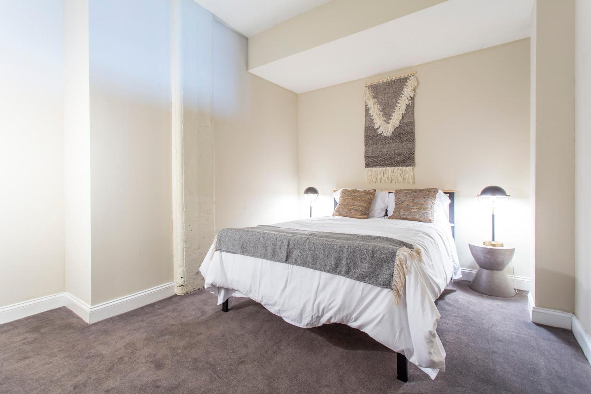Sleeps 4! 2Br, Gym, Free Parking, Close To Major Attractions Philadelphia Exterior photo