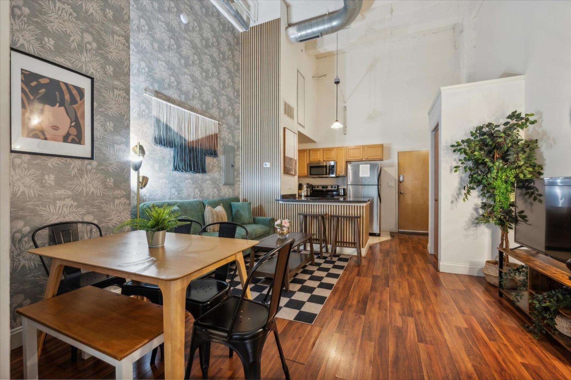 Sleeps 4! 2Br, Gym, Free Parking, Close To Major Attractions Philadelphia Exterior photo